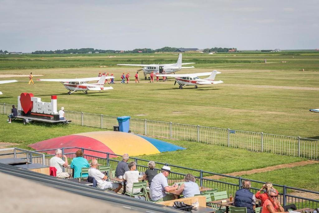 De Vlijt Royal Class Suite De Cocksdorp  Kültér fotó